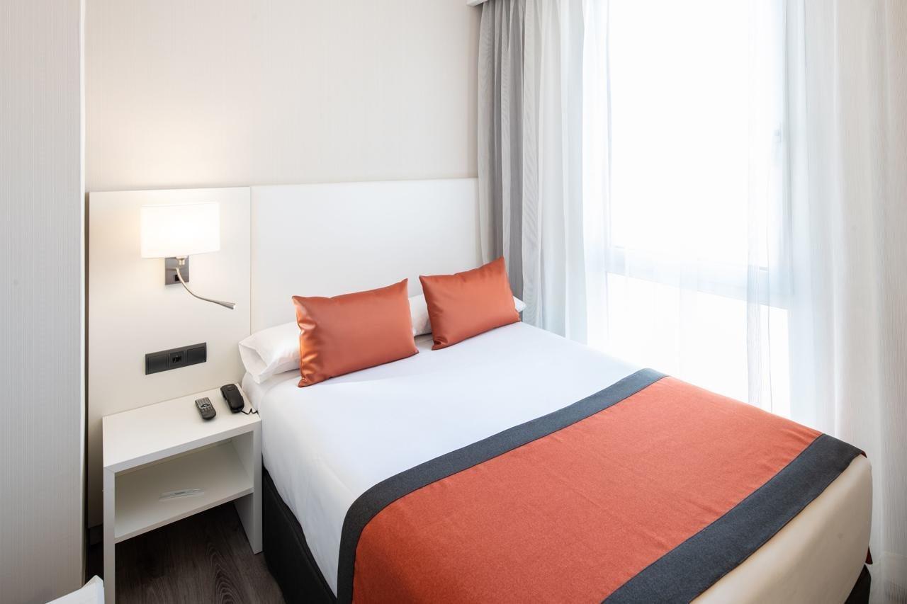 Catalonia Bristol Otel San Andrés de la Barca Dış mekan fotoğraf